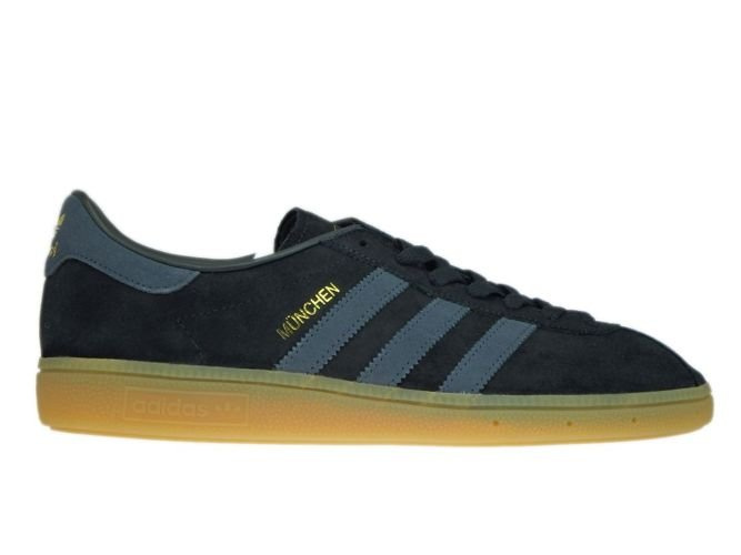 Adidas munich black hotsell