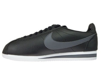 749571-011 Nike Cortez Classic Leather Black/Dark Grey-White